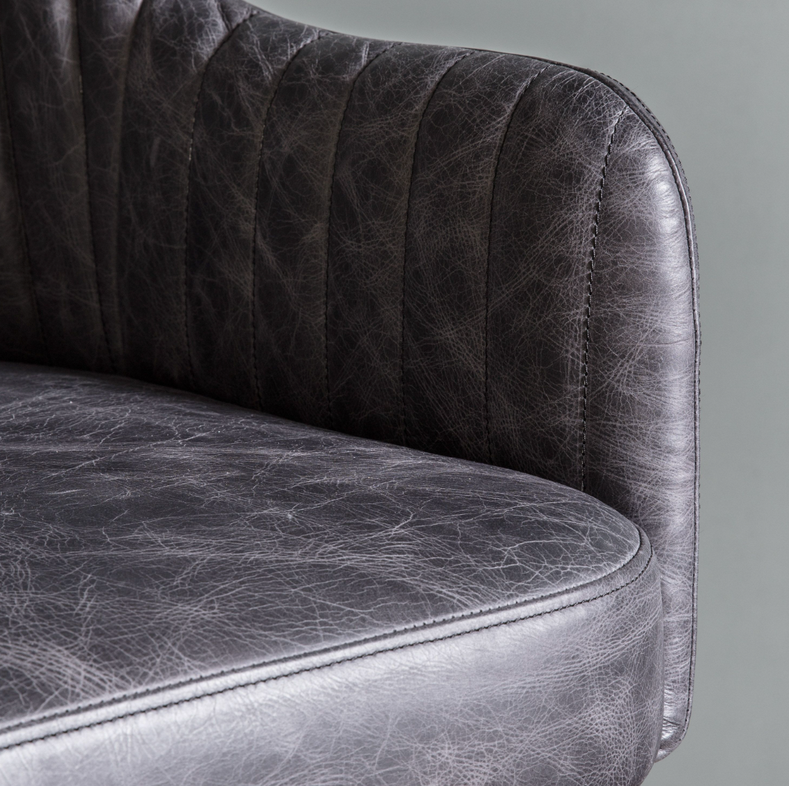 Livia Swivel Chair