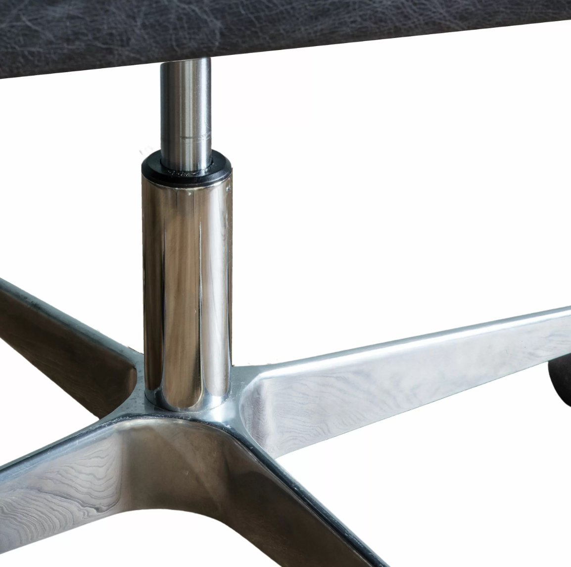 Alessandra Swivel Chair