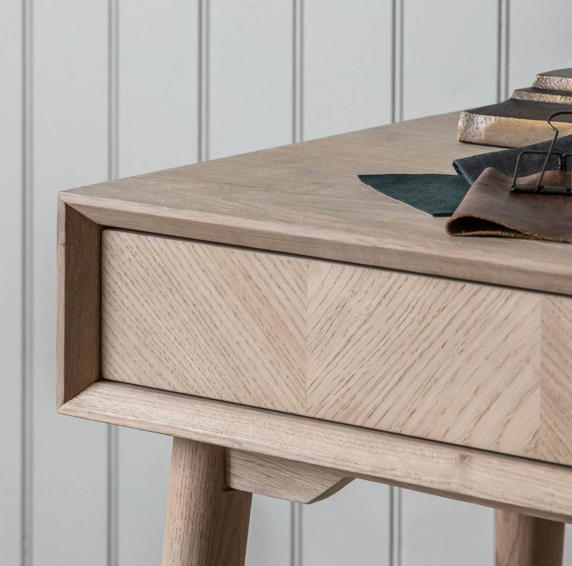 Vittoria Drawer Desk