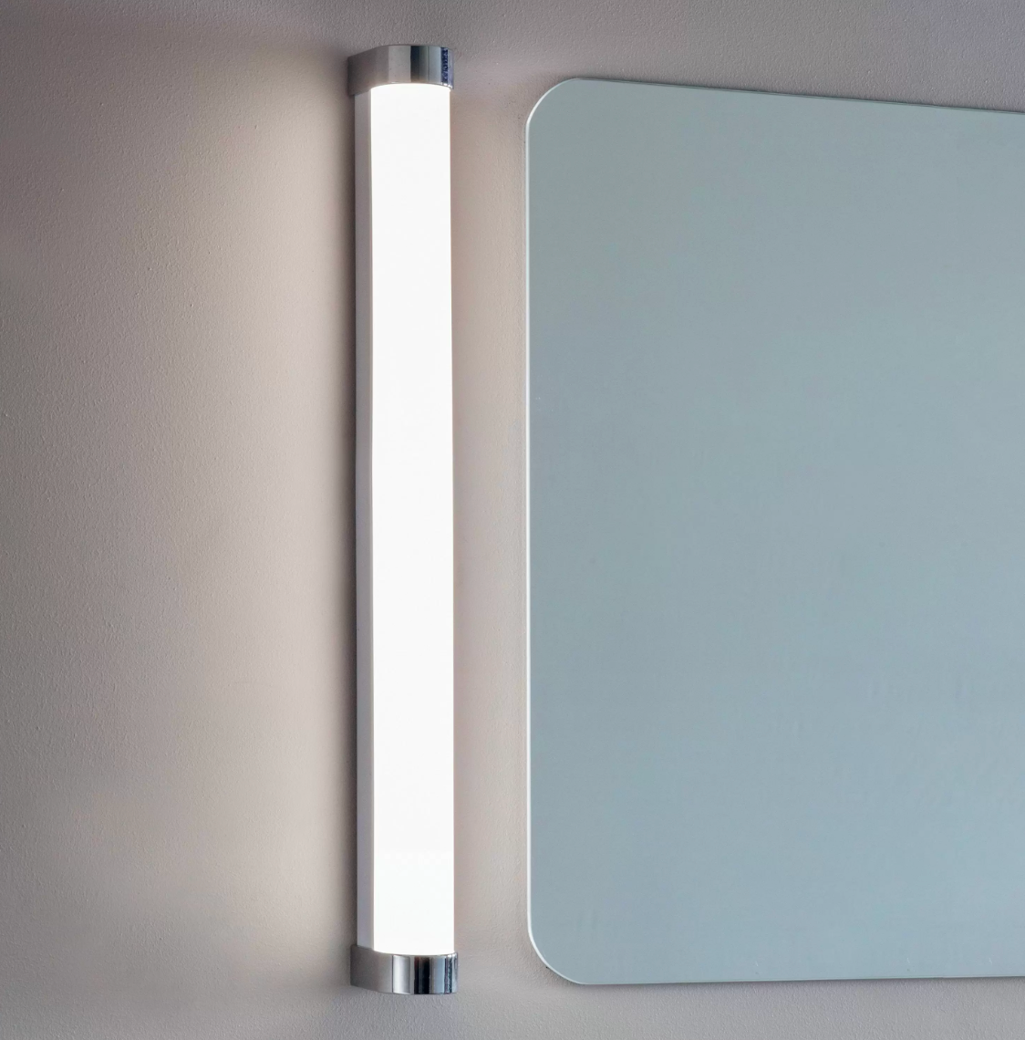 Carla Wall Light