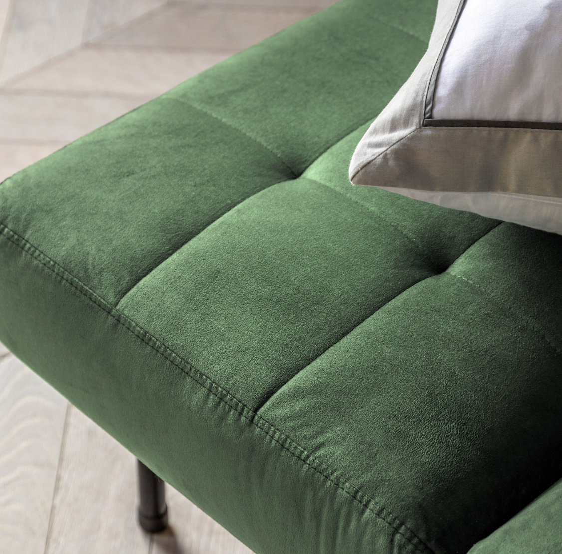 Doriana Day Bed