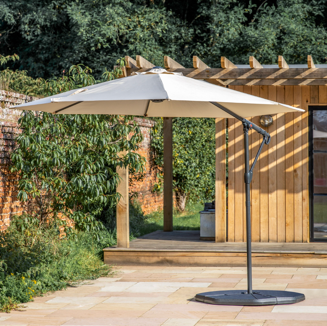 Azzurra 3m Cantilever Garden Parasol – Effortless Shade & Style