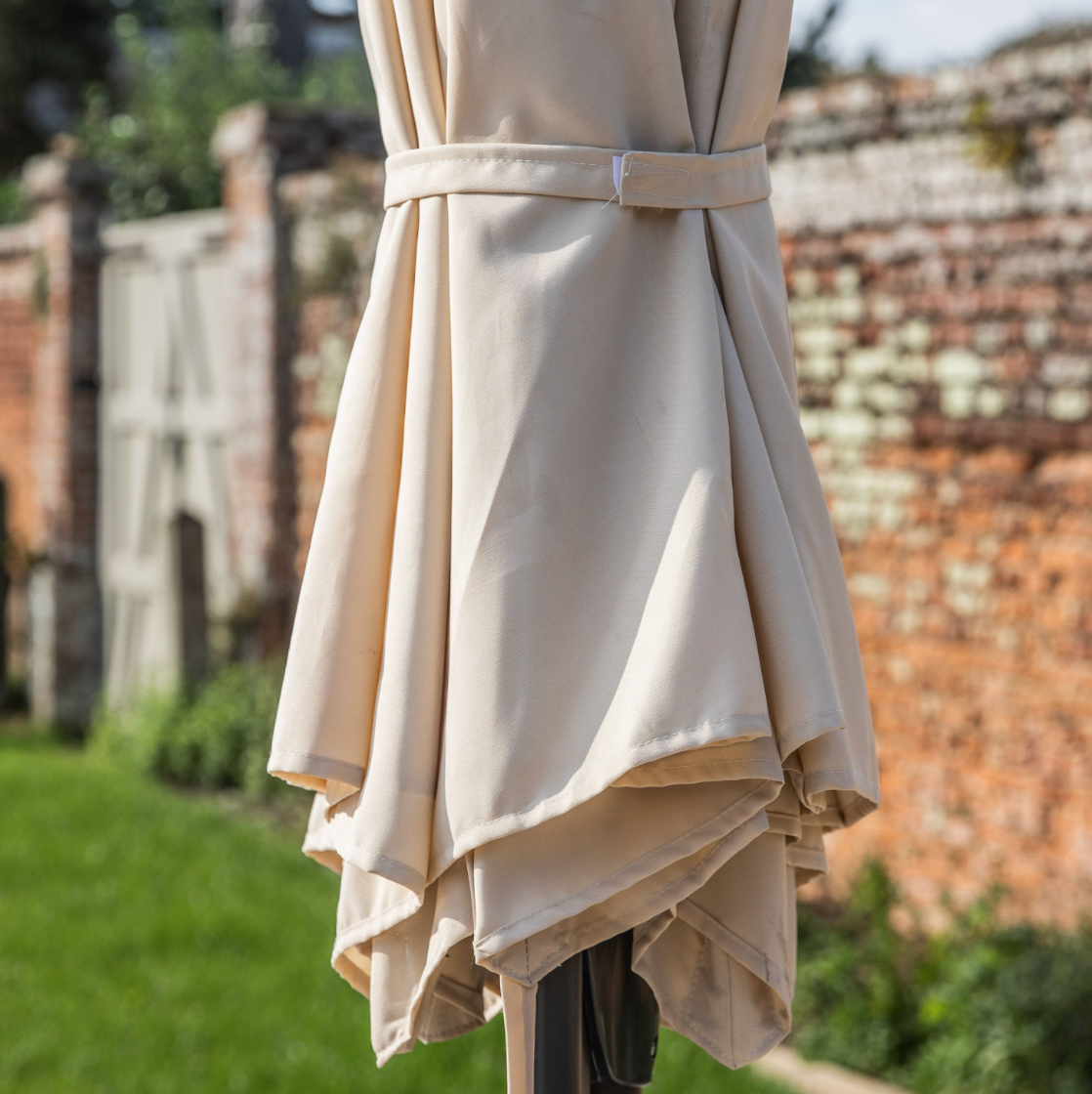 Azzurra 3m Cantilever Garden Parasol – Effortless Shade & Style