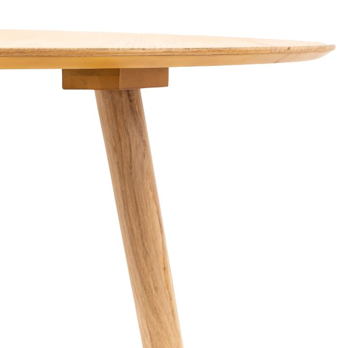 Clorinda Dining Table
