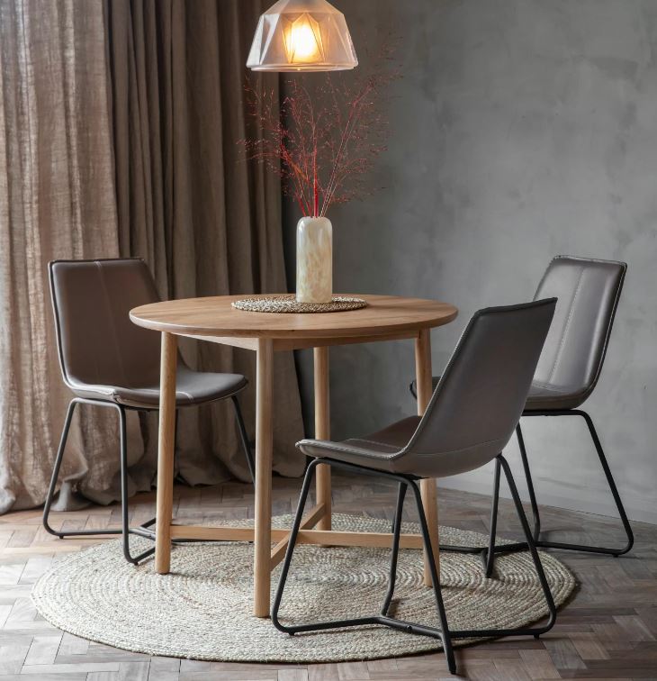 Fortunata Dining Table