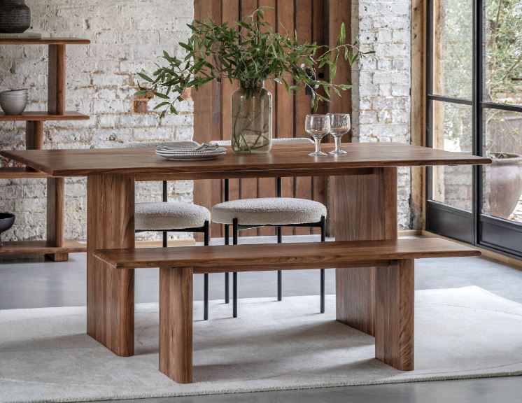 Giuditta Dining Table