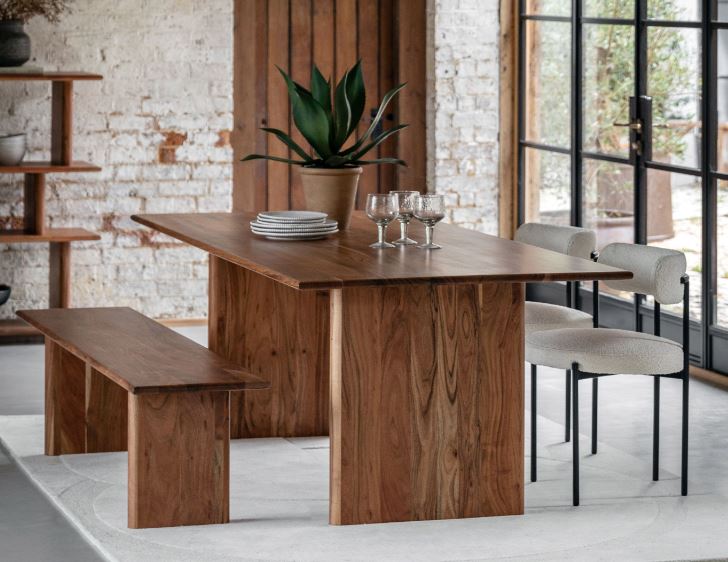 Giuditta Dining Table