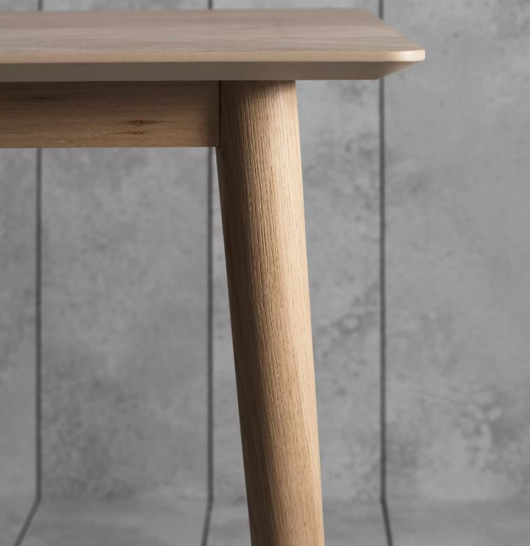 Ortensia Dining Table