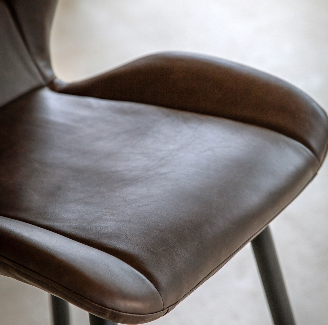 Carmina Stool Chair
