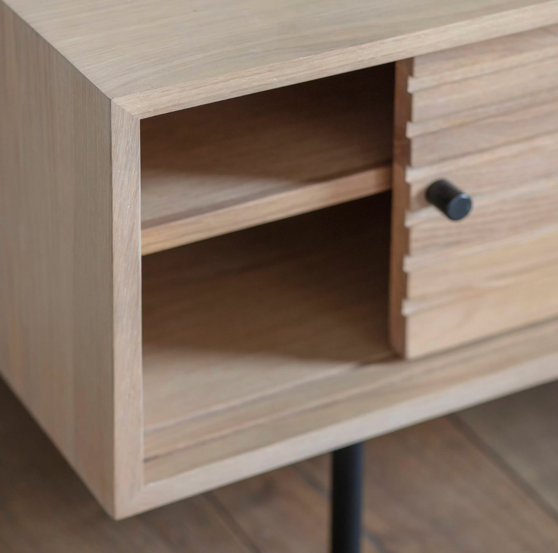 Zina Media Unit