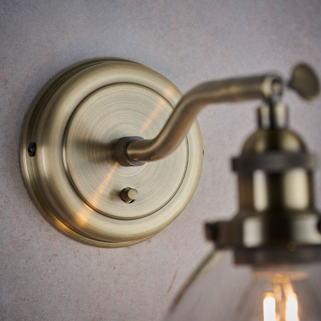 Fiorina Wall Light