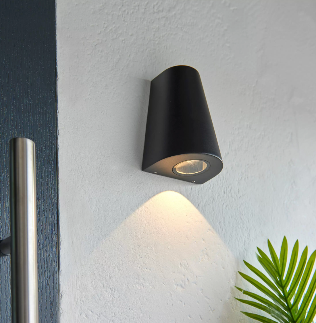 Norma Wall Light