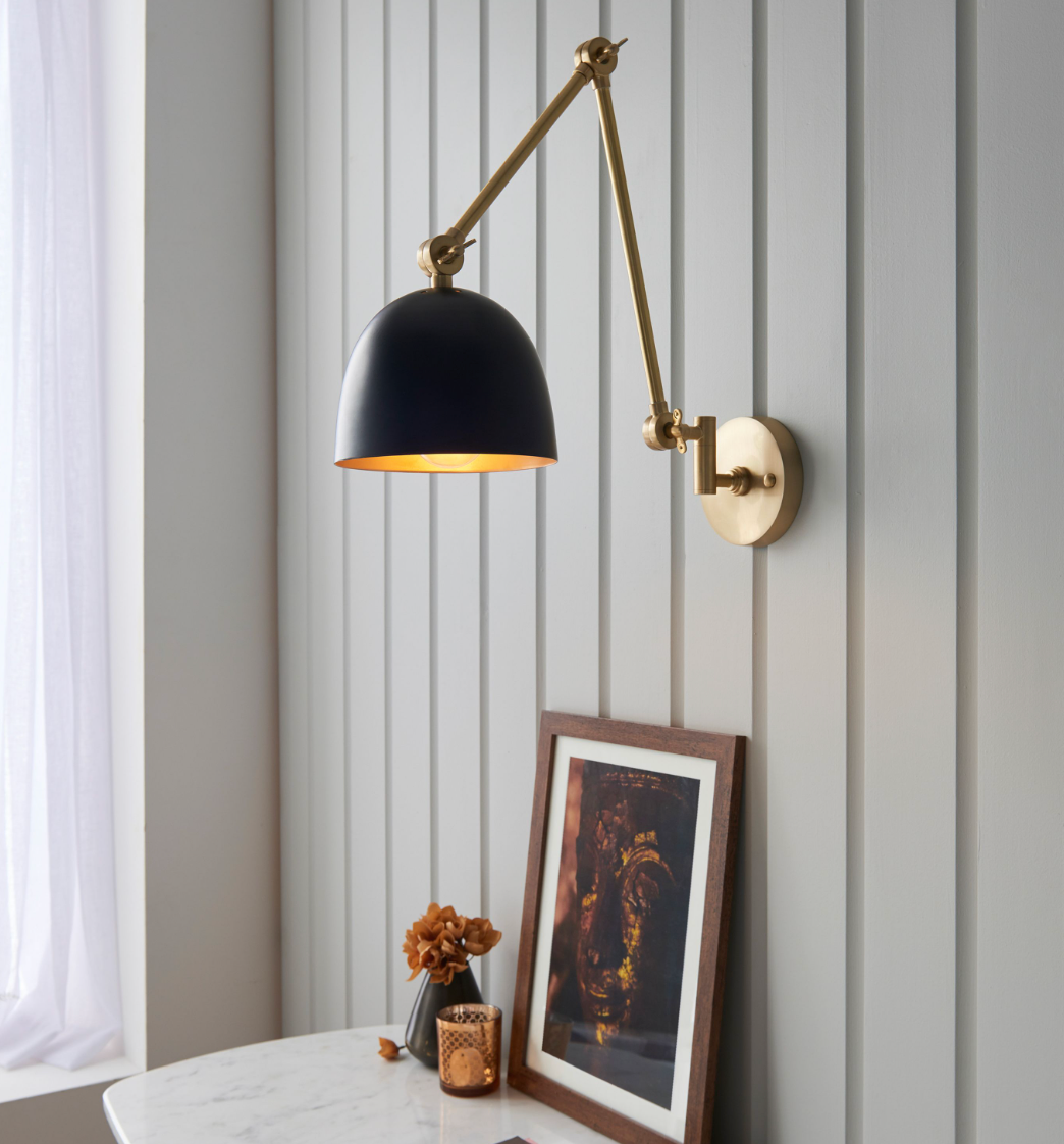 Ambra Wall Light