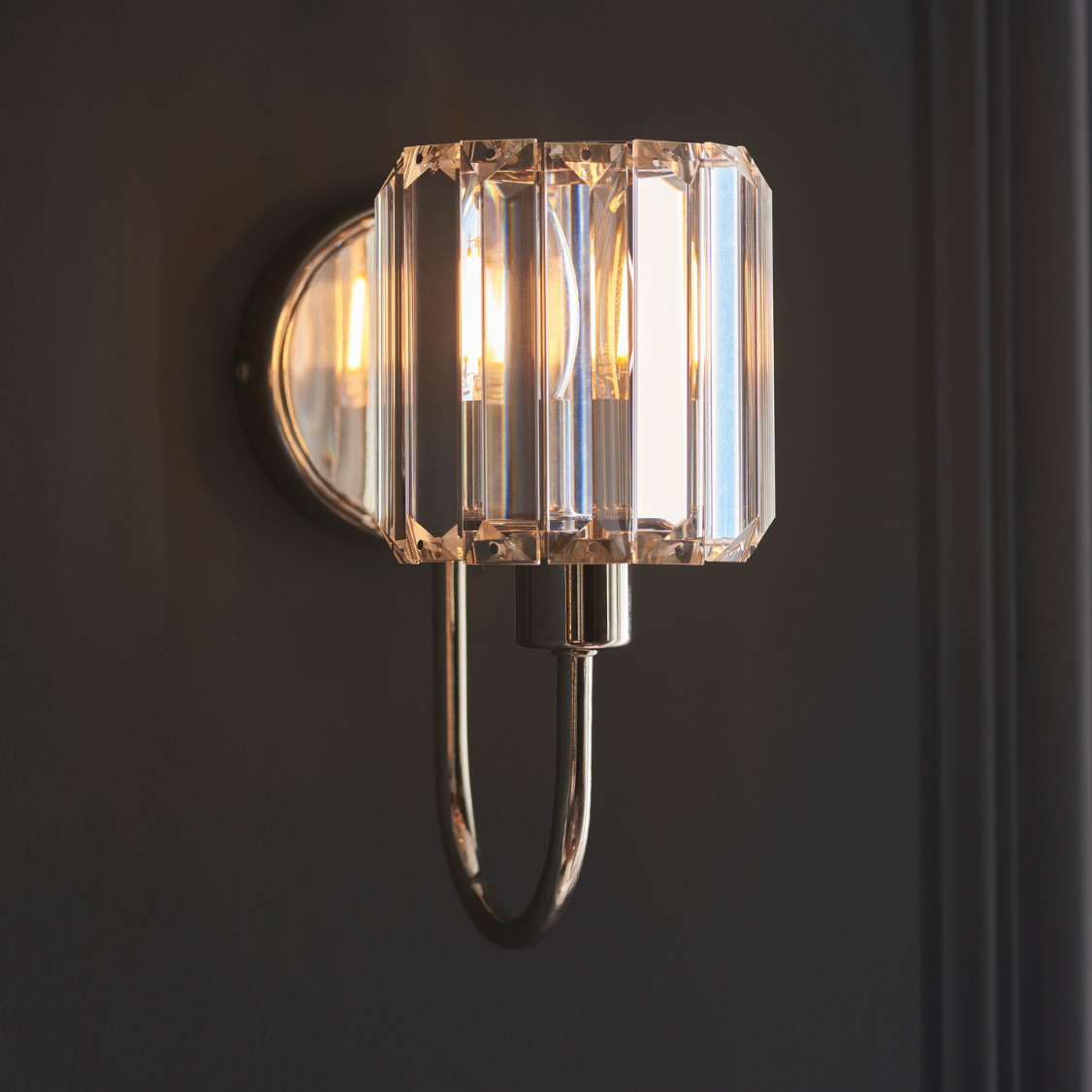 Romina Wall Light