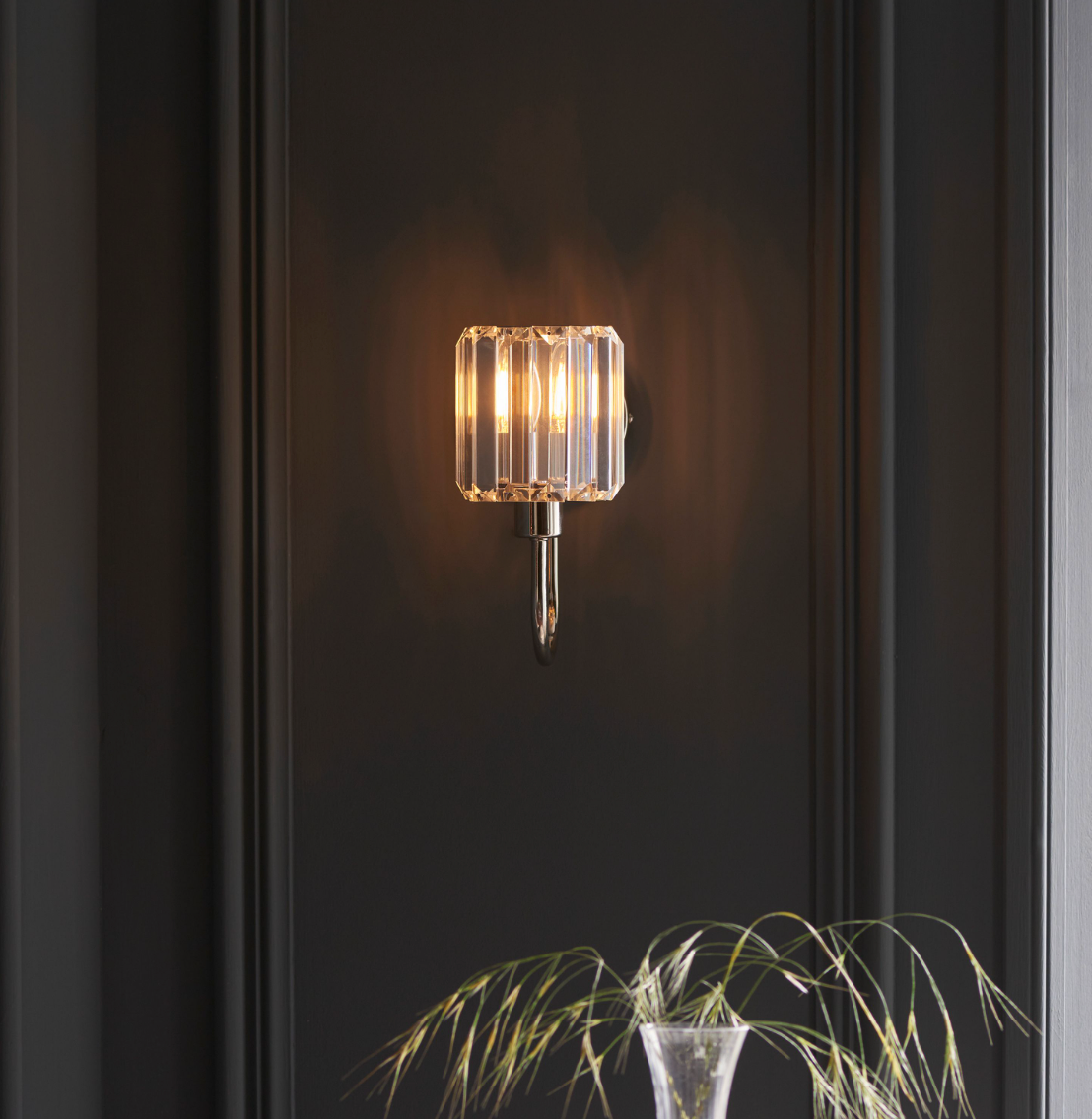 Romina Wall Light