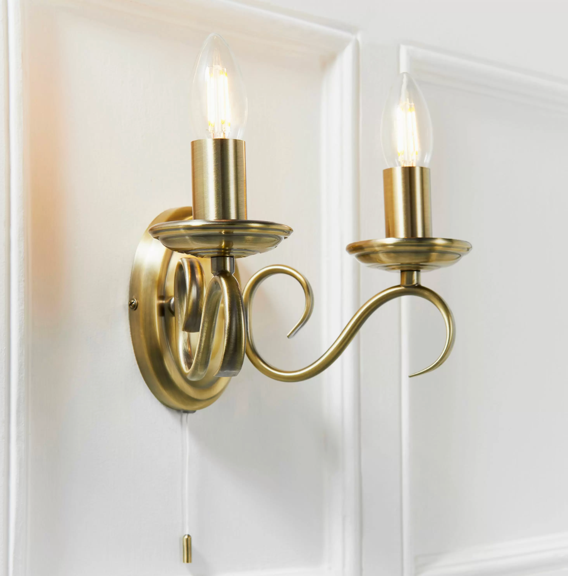 Tullia Wall Light