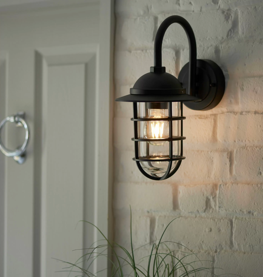 Domitilla Wall Light