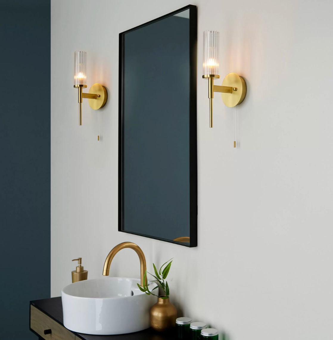 Evelina Wall Light