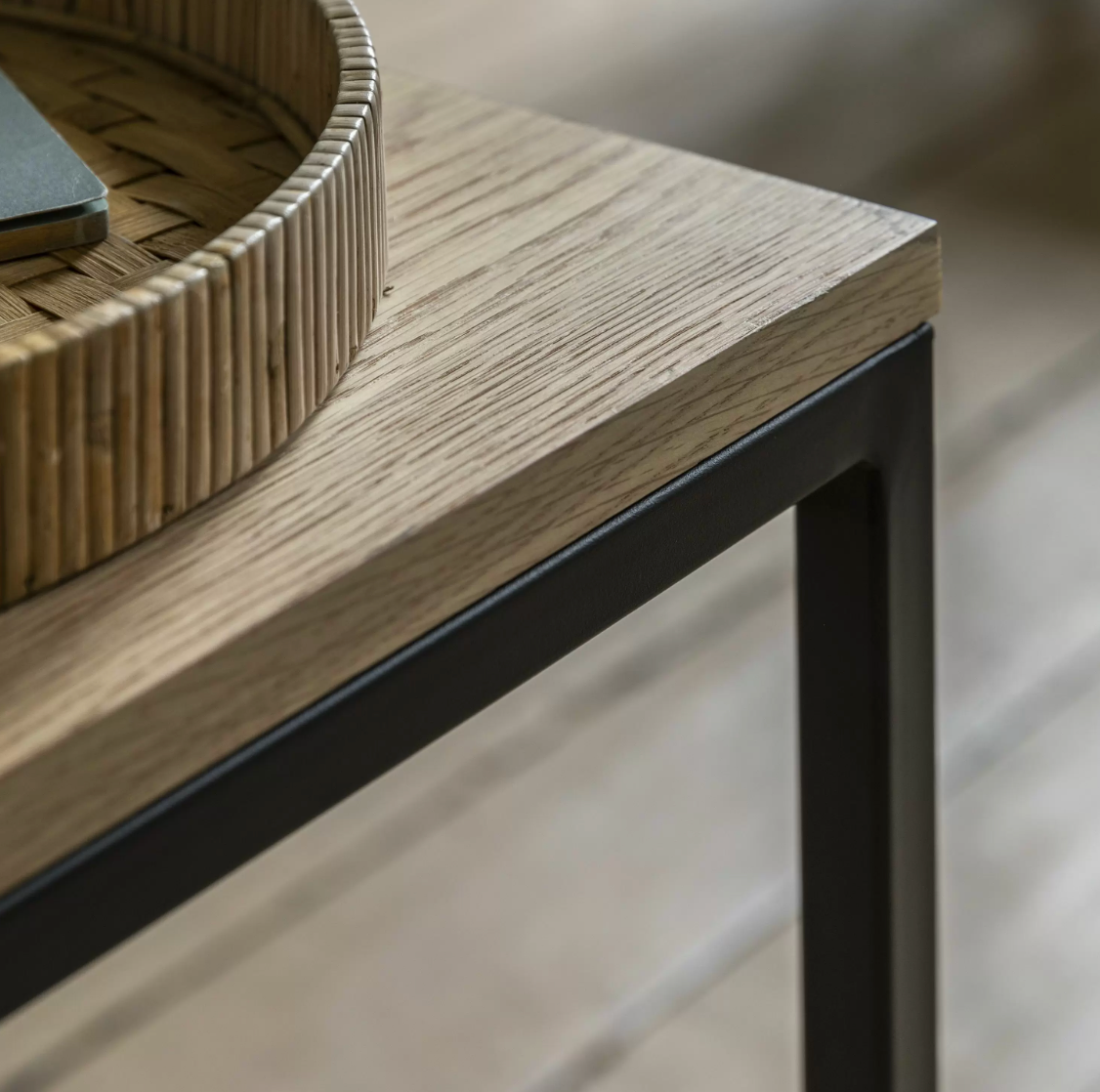 Nella Nest Table