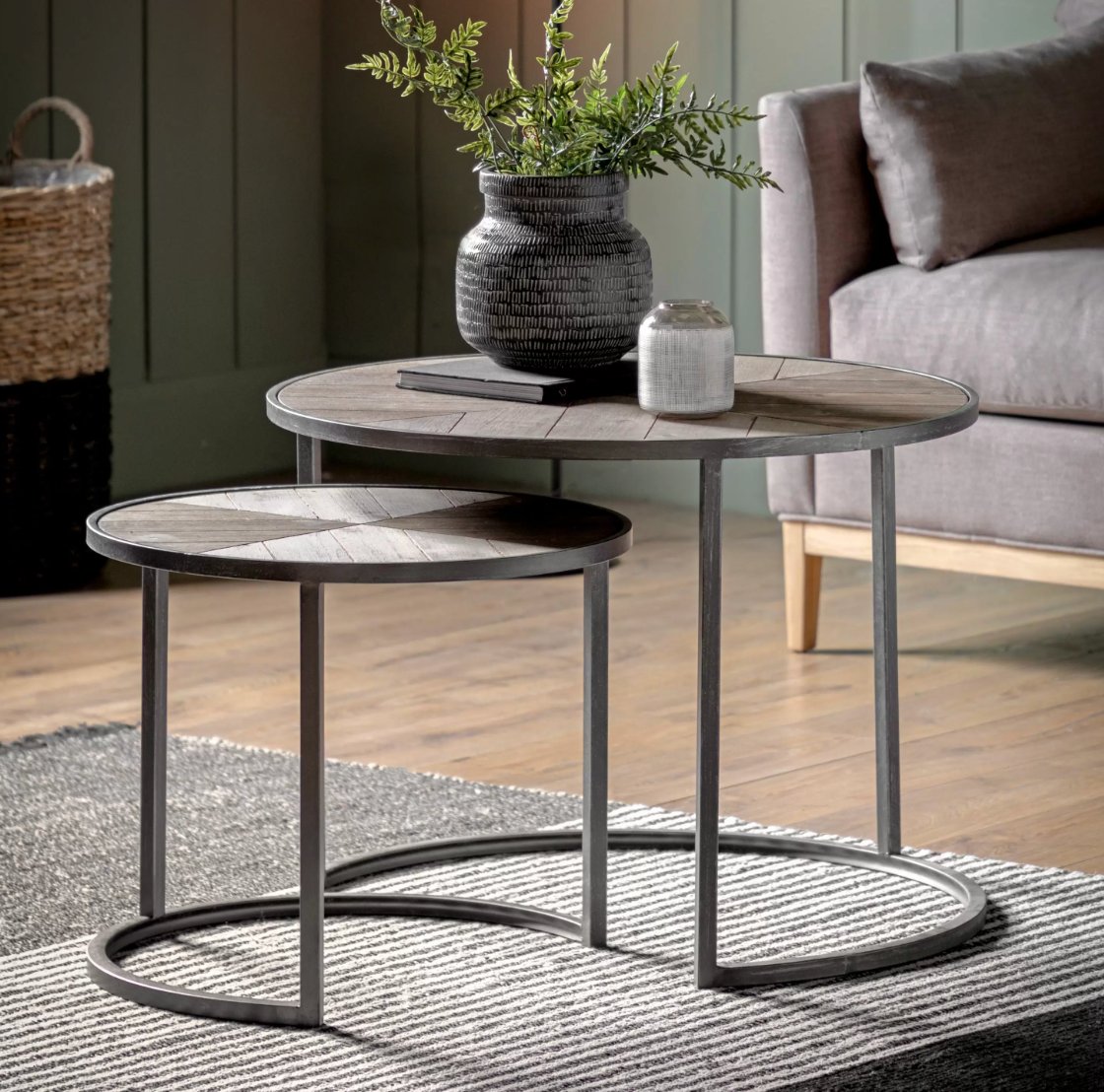 Quirina Nest Table