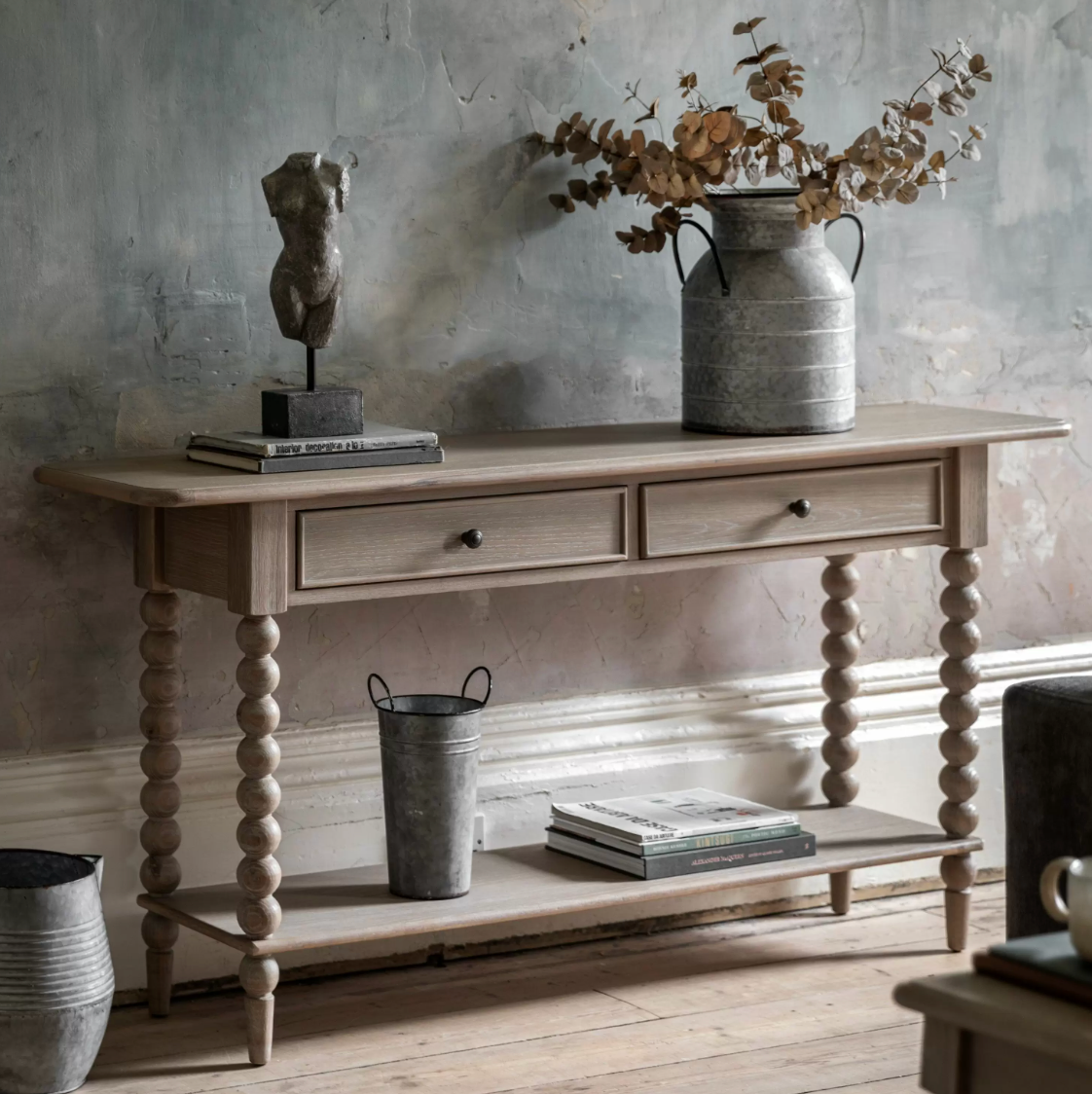 Giovinetta Console Table