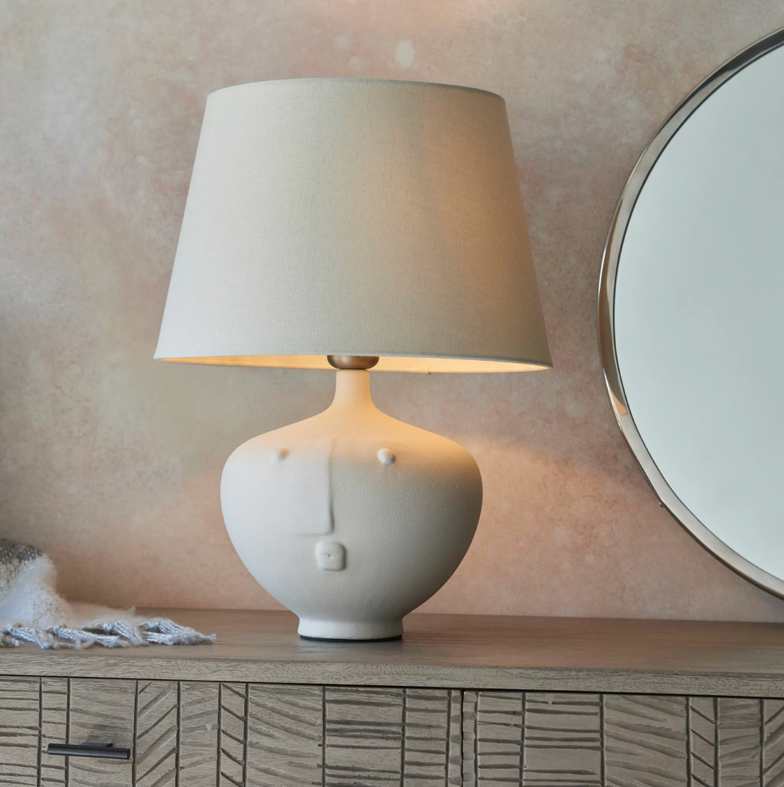 Ernestina Table Lamp