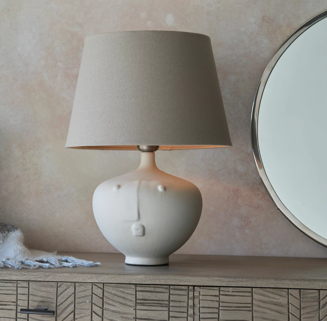 Ernestina Table Lamp